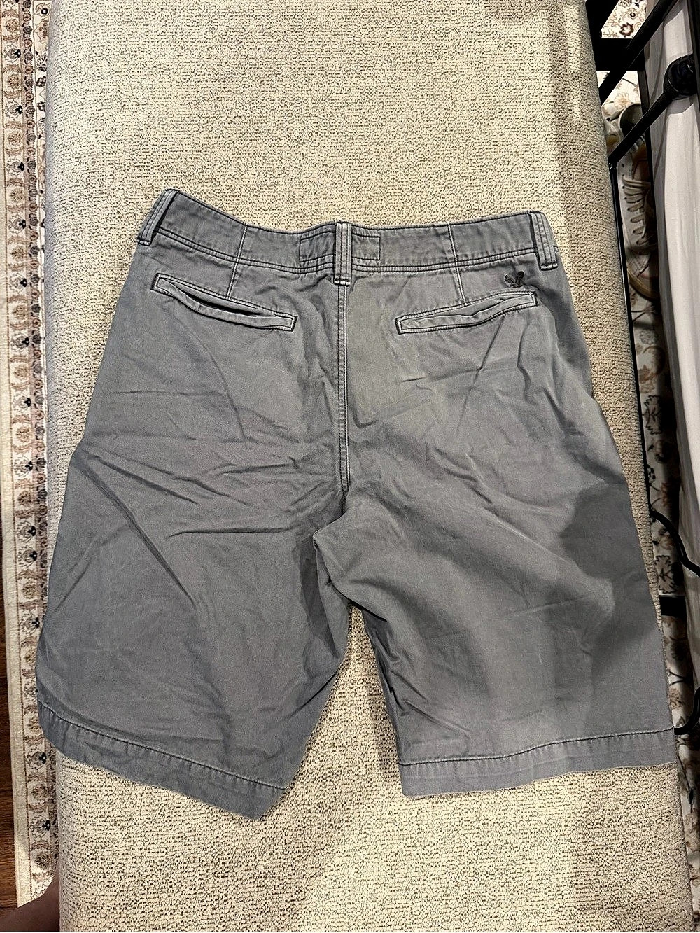 American Eagle Outfitters Longboard Men's Gray Shorts Waist 33